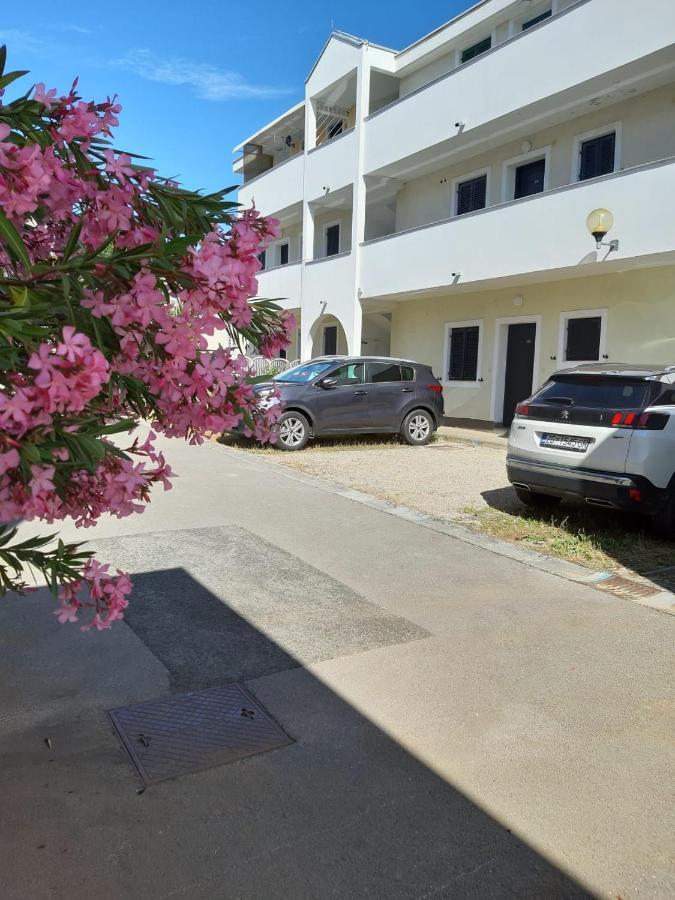 Studio Apartman Mija 1 Malinska Eksteriør billede